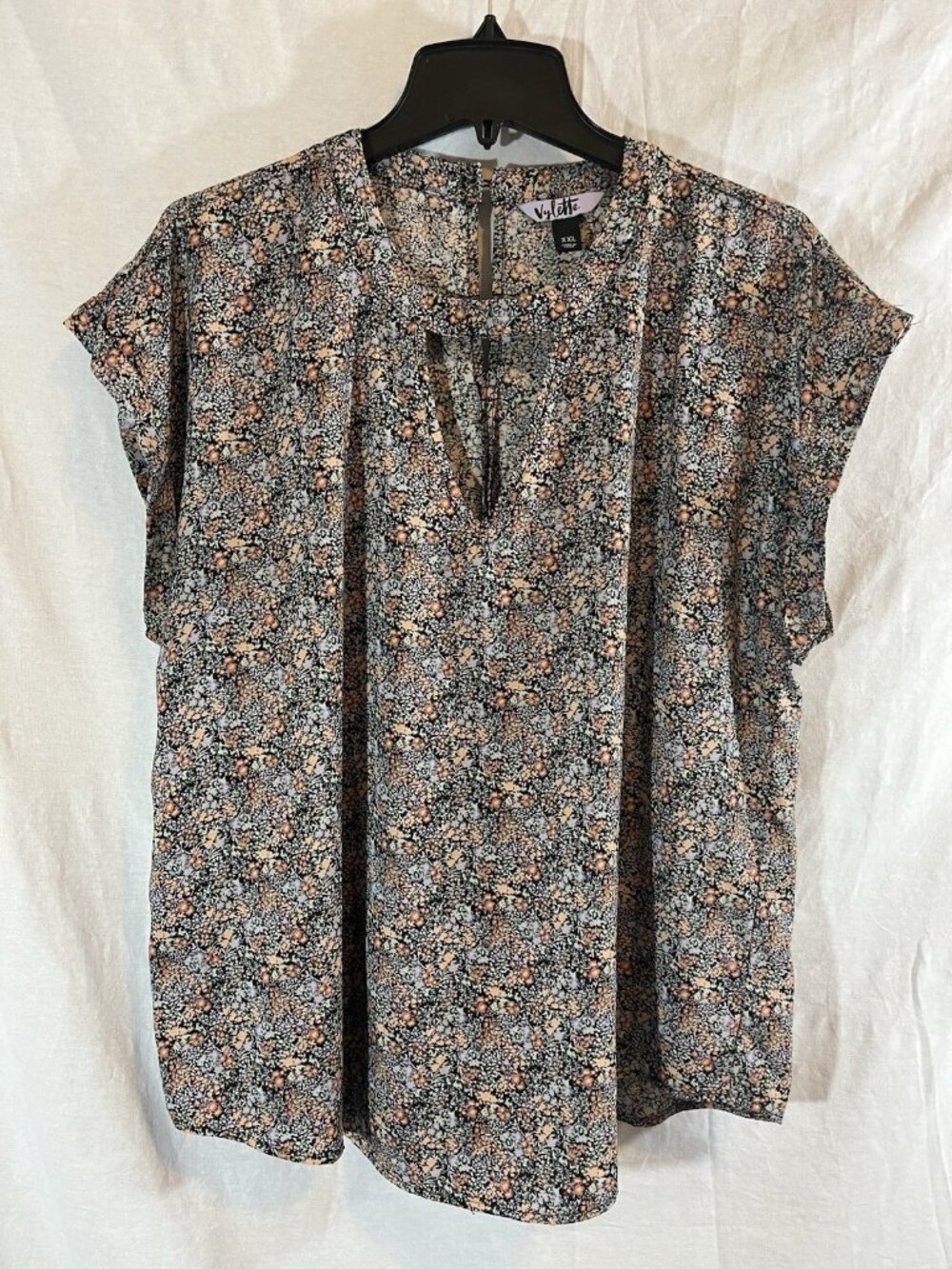 Vylette Women’s XXL Purple & Pink Floral Lightweight Short Sleeve Blouse